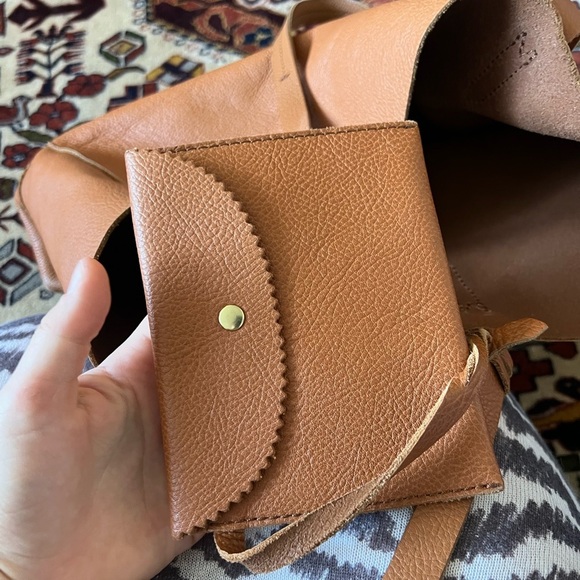 J Crew Brown Leather Tote with Wallet - Picture 5 of 7